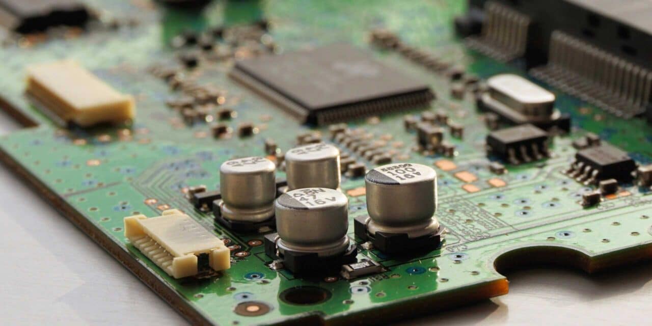 Ranked: The World’s Top 10 Electronics Exporters (2000-2021)